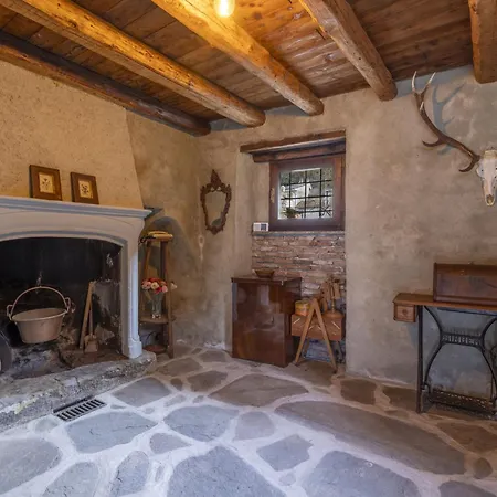 Appartamento Antica Dimora Riat-1 By Interhome